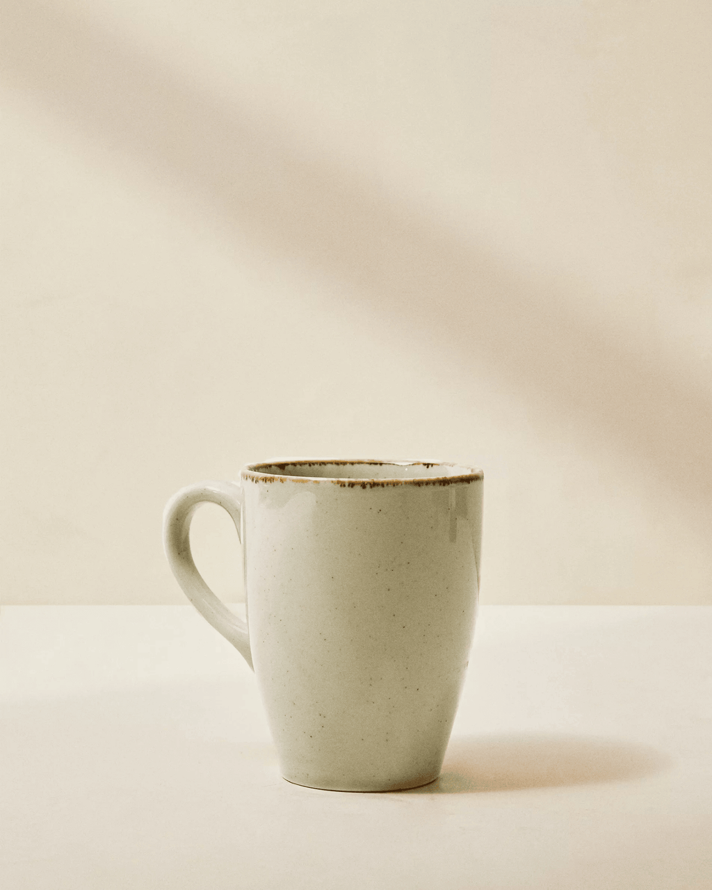 Sage Design Antique Contrast Rustic Brown Rim Porcelain Mug